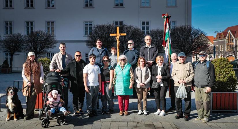 Zarándoklat: a békéért is mentek!