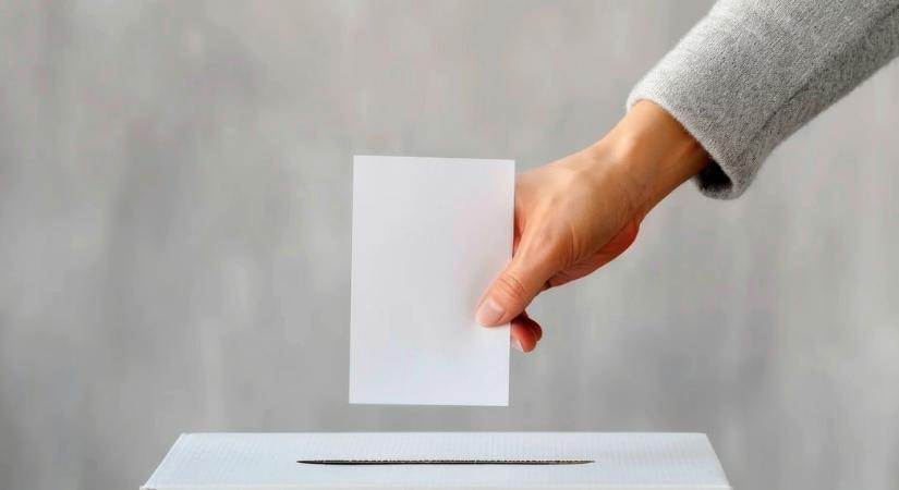 Az orosz nagykövetség visszautasította a választási befolyásolásról szóló állításokat, Magyar Péter válaszolt nekik