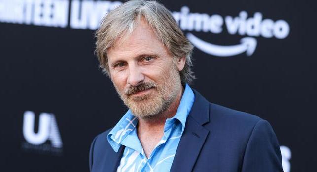 Viggo Mortensen nemet mondott, ezért a The White Lotus sztárja lehet az új Aragorn