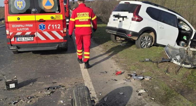 Tragédia az országúton: egy férfi meghalt, egy másik megsérült az autóbalesetben