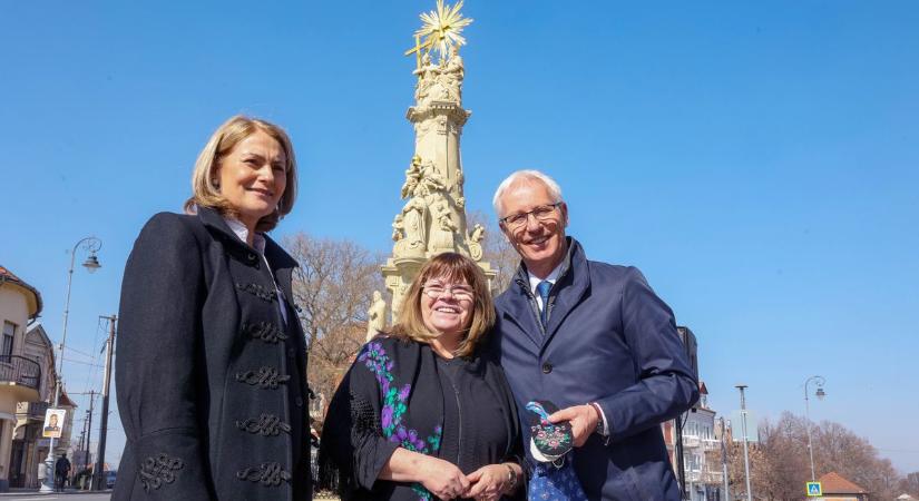 Hétméteres barokk csoda újult meg Bonyhádon (galéria)
