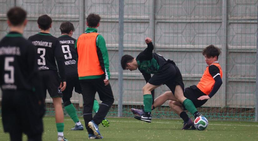 Tétmérkőzésen is győzelemmel debütált a nagymányokiak új edzője