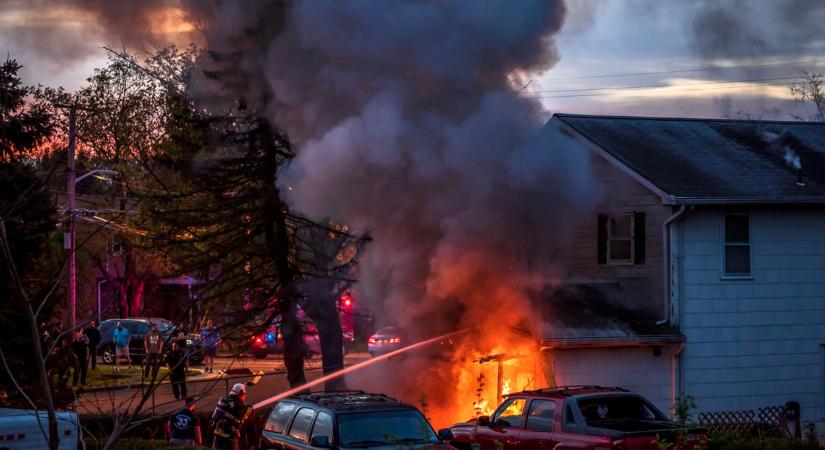 Már megint egy tűzeset: Kökényben intézkedtek a tűzoltók