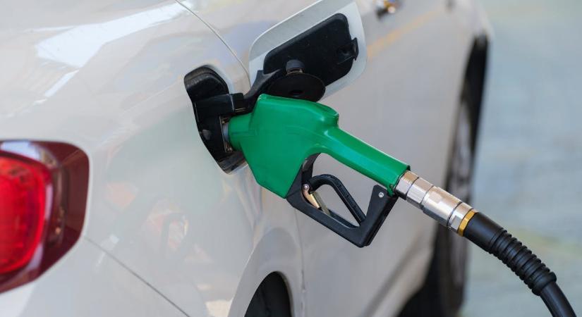 Benzin: van olyan töltőállomás, ahol mennyiségi korlátozást vezettek be