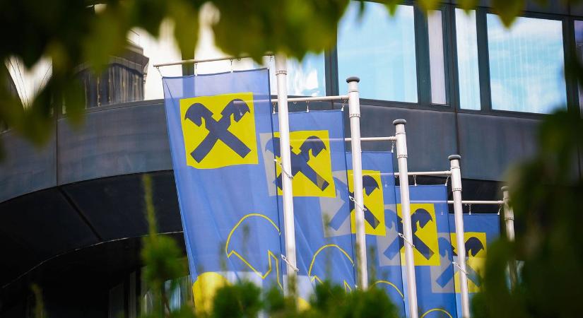 Sürgős közleményt adott ki a Raiffeisen és a CIB Bank is, minden ügyfelet érint a bejelentés
