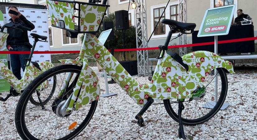 Álcázva mutatták be a nőket megcélzó kerékpárt