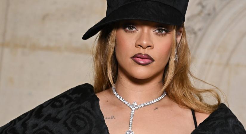 Egy nő lövéseket adott le Rihanna otthonára, letartóztatták