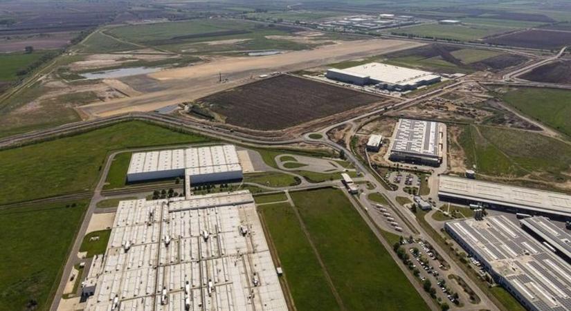 Sínen az ipari park fejlesztése, a beruházás a vasúti közlekedést is érinti