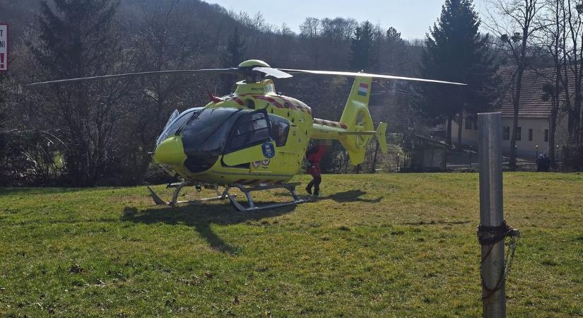 Mentőhelikopter landolt a dunántúli városban