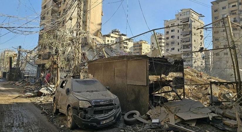 Majdnem 400 ember halt meg a libanoni támadásokban