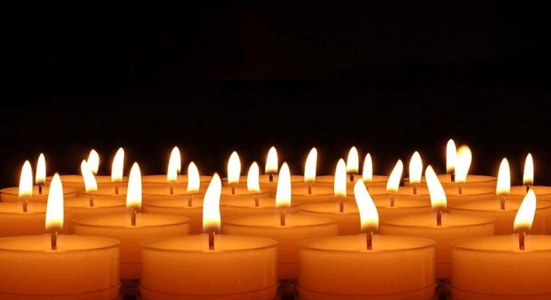 Gyertyagyújtással emlékeznek az Újpest tragikus sorsú jégkorongozójára