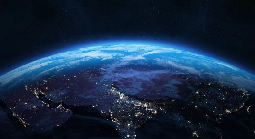 NASA-űrhajós magyarázta el, miután 178 napot töltött az űrben, miért él hazugságban az emberiség