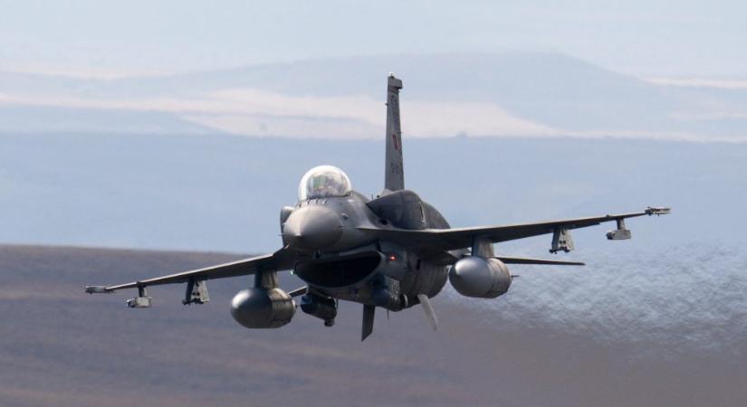 F–16-osokat küldhet Törökország hétfőn Észak-Ciprusra