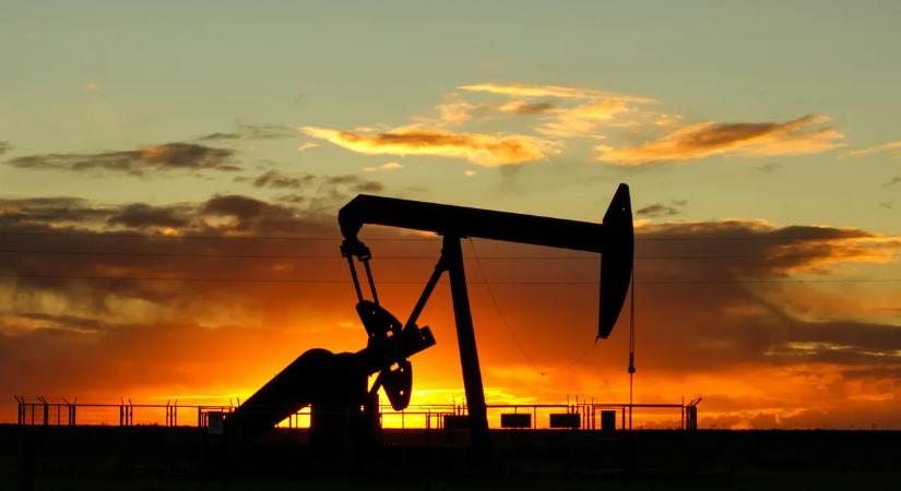 Az elszabadul olajárak miatt pánikolnak a franciák: titkos megbeszélést kezdeményeztek a G7 országokkal