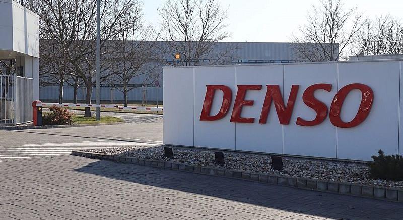 Chipgyártót vehet a Denso
