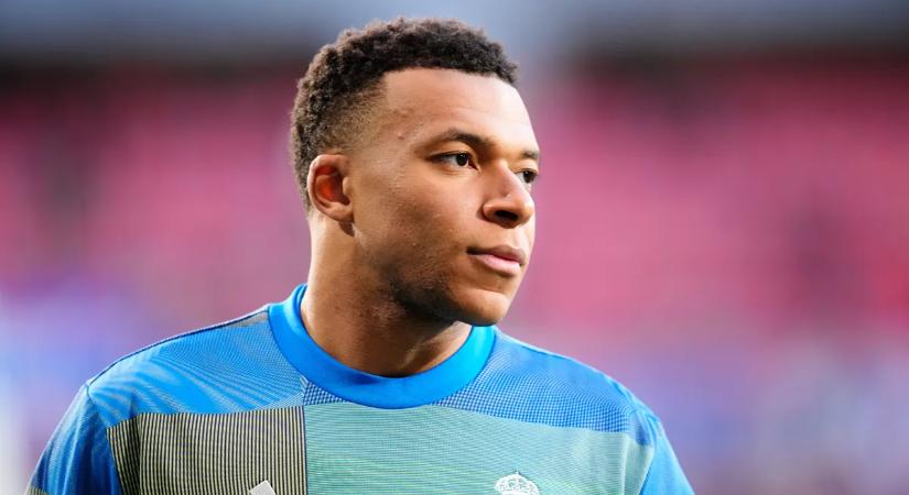 Új sztárpár, Kylian Mbappé összejött a világhírű színésznővel