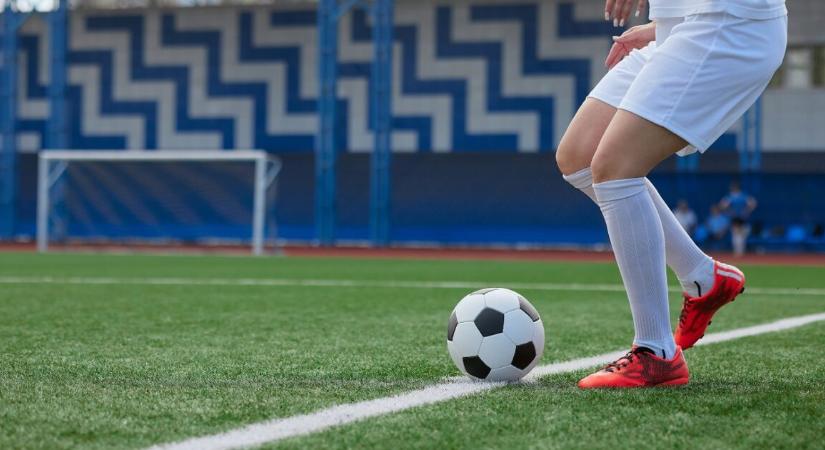 Futballmeccsen esett össze, majd meghalt egy 15 éves lány