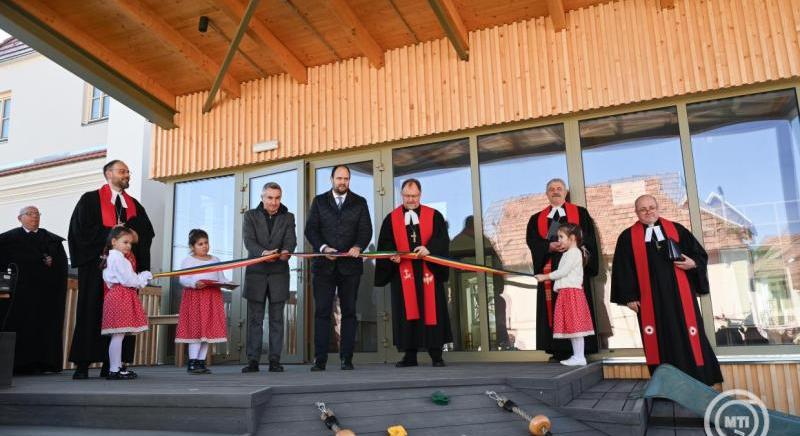 Nacsa Lőrinc: ha van magyar óvoda, akkor van magyar jövő is