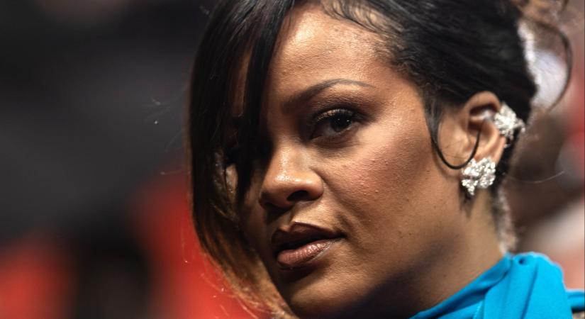 Nagy lövöldözés tört ki Rihanna házánál, amikor az énekesnő is otthon volt