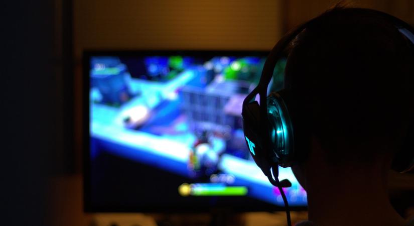 Újra indul a gamer csata – jön a II. Eötvös Esport Verseny