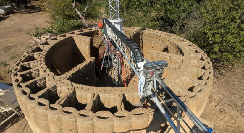 Íme a megoldás a lakhatási válságra?! A somogyi pár 3D-vel nyomtatná a jövő fenntartható otthonait