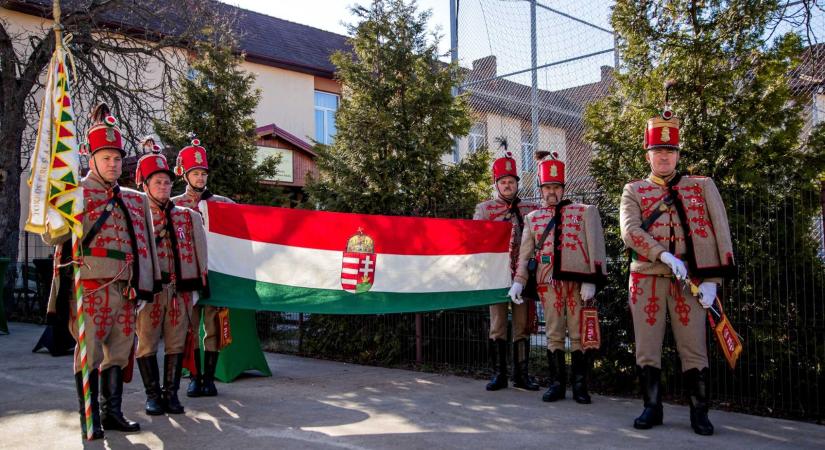 „Éljen a magyar szabadság!” – Ifjúsági kórusok viaDALa Szilágyballán