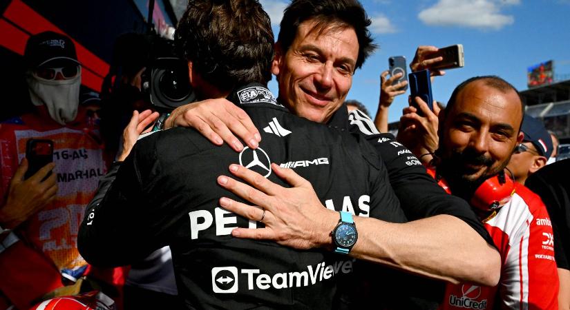 A Mercedes csapatfőnökén röhög a fél internet