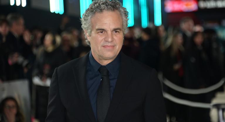 Mark Ruffalo posztolt Magyar Péter pécsi fórumáról, de súlyos félreértésbe futott bele
