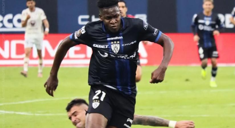 „Maradj erős" – elképesztő horrorsérülést szenvedett egy focista – kép, videó