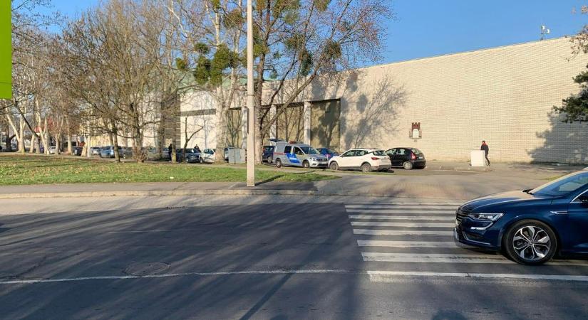 Drónrazziával indult a hét Kaposváron, jelzés nélküli rendőrautók is segíthetik az akciókat