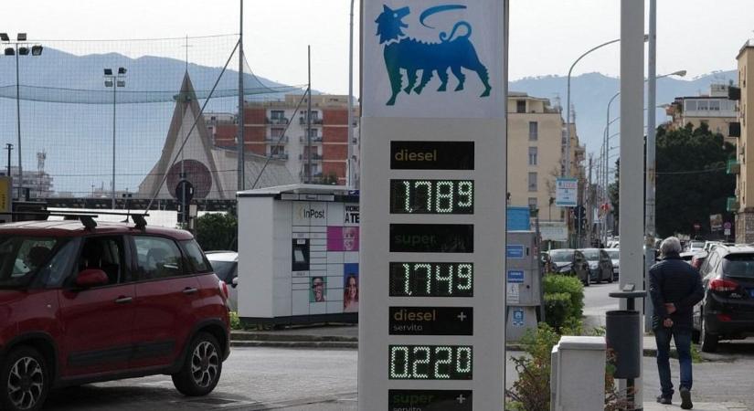 Üzemanyagárak: kihúzták a gyufát Meloninál, extra adót kaphatnak a nyakukba az olajvállalatok – beavatkozik az olasz kormány, így mérsékelhetik a drágulást