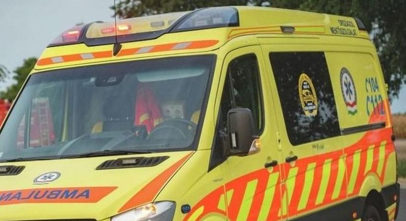 Kiderült, kit szabadítottak ki a saját házából Füzesabonyban – sajnos szükség volt a mentőkre