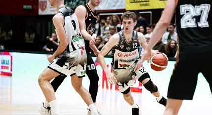 A PVSK Veolia begyűjtötte az újabb kötelező győzelmet