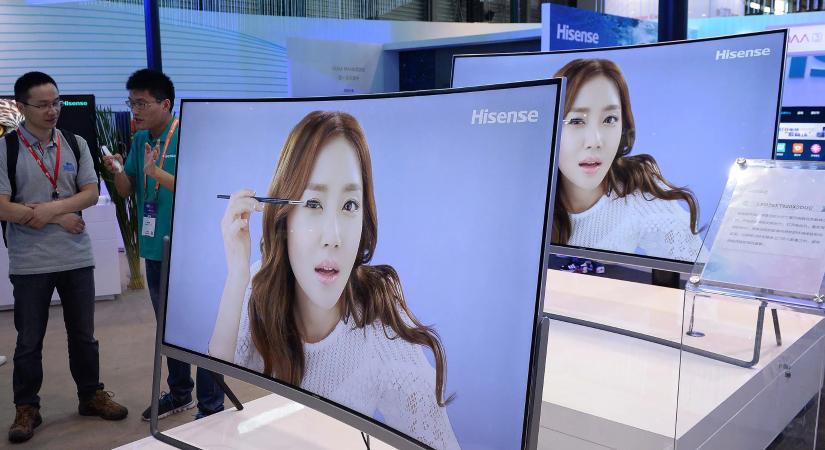 Bezuhant a kínai tévépiac, a Samsung megőrizte globális elsőségét