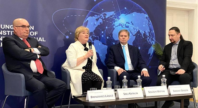 Szili Katalin: a háború nem írhatja felül a nemzeti kisebbségek ügyét