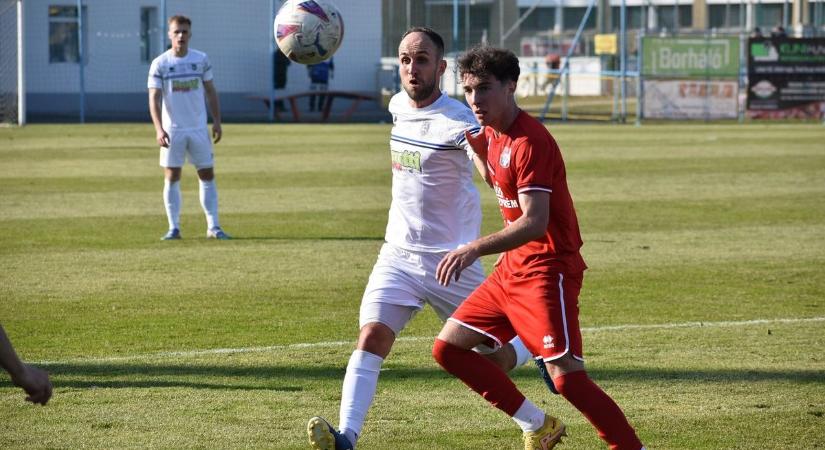 Megsemmisítő vereséget szenvedett a Perutz FC Pápa