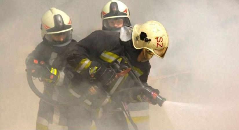 Kazánból áramlott vissza a füst Jobaházán, Kónyban lerakódott korom izzott