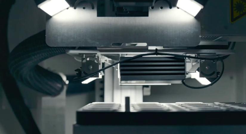 3D nyomtatással készülhet a jövőben az iPhone és az Apple Watch?