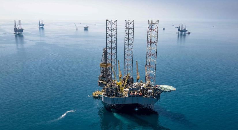 Drasztikus lépésekre kényszerült a világ legnagyobb olajvállalata