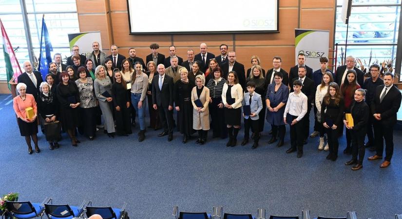 Az ország tíz legjobbja között a Vasvári iskola