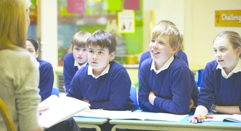 Az iskolai versenynaptár módosítását javasolja a szakszervezet