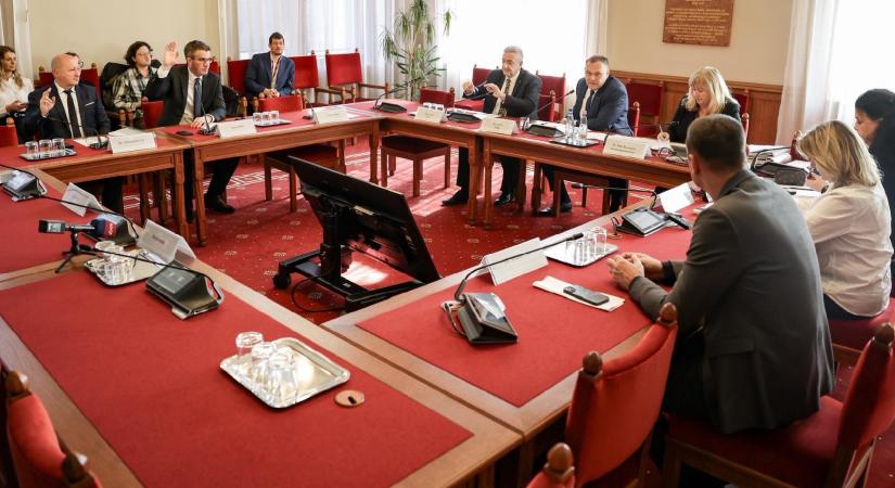 Ukrán pénzszállító autó: Kocsis Máté törvényjavaslatot nyújtott be a lefoglalt vagyon kapcsán