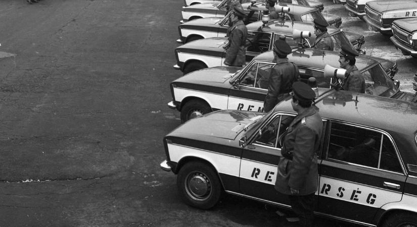 „Szolgálunk és védünk”: a Magyar Rendőrség története ( galéria)