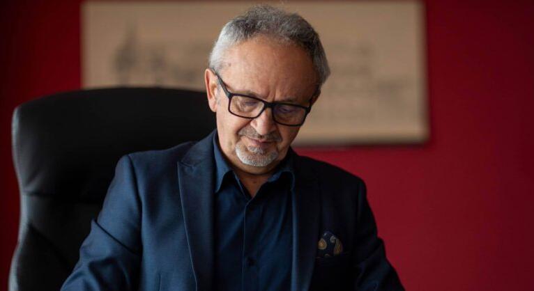 „Eldöntöttem, hogy újra felveszem a kesztyűt” – Interjú Szabó Tiborral