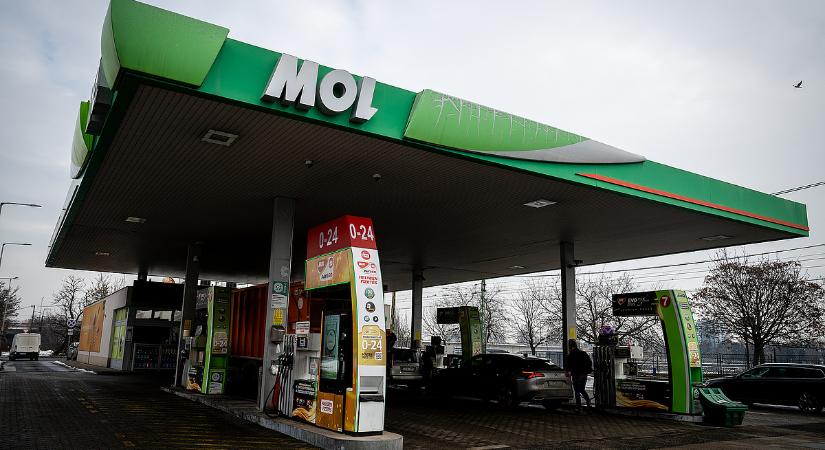 A Mol nem vár a kormányra: hirtelen nagyot ránt az üzemanyagárakon