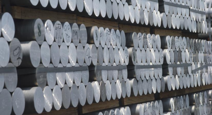 Négyéves csúcsot döntött az alumínium ára