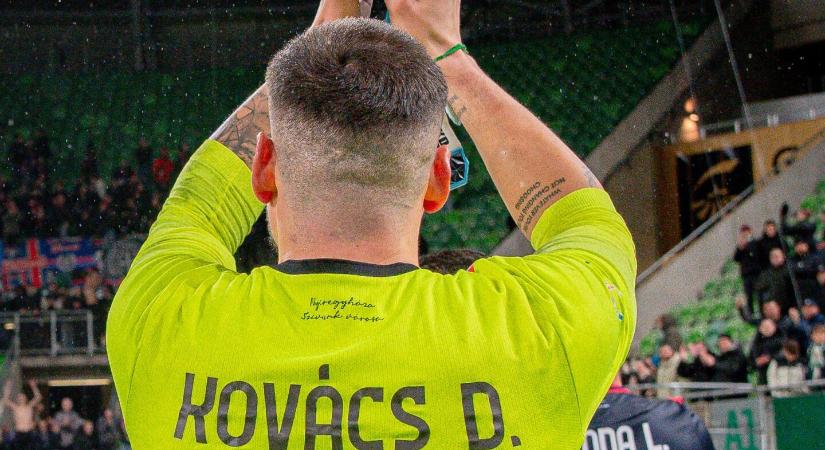 Rendhagyó pálya széli interjú: lábtörésből gyógyuló édesanyjának üzent a kapus