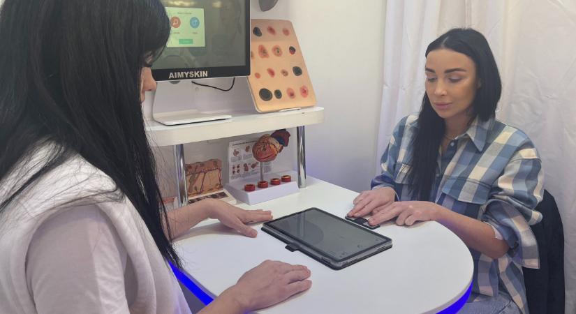 Nem jutott mindenkinek időpont a balmazújvárosi szűrőállomáson – a polgármester és a fideszes jelölt sorra került