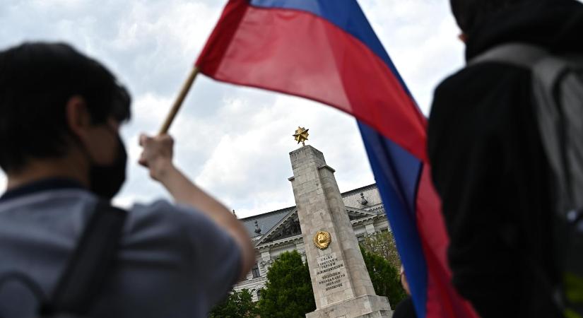 Jelzést kapott a magyar titkosszolgálat, hogy oroszok jönnek befolyásolni a parlamenti választást