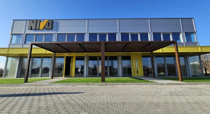 Nagyot lép előre a magyar ajtógyártás, új üzem épül a fővárosi agglomerációban